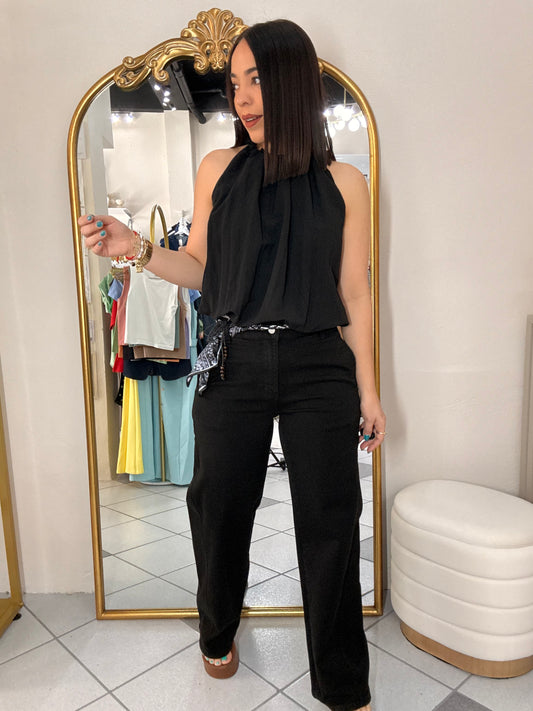PANTALÓN NEGRO “ DETALLE PAÑUELO
