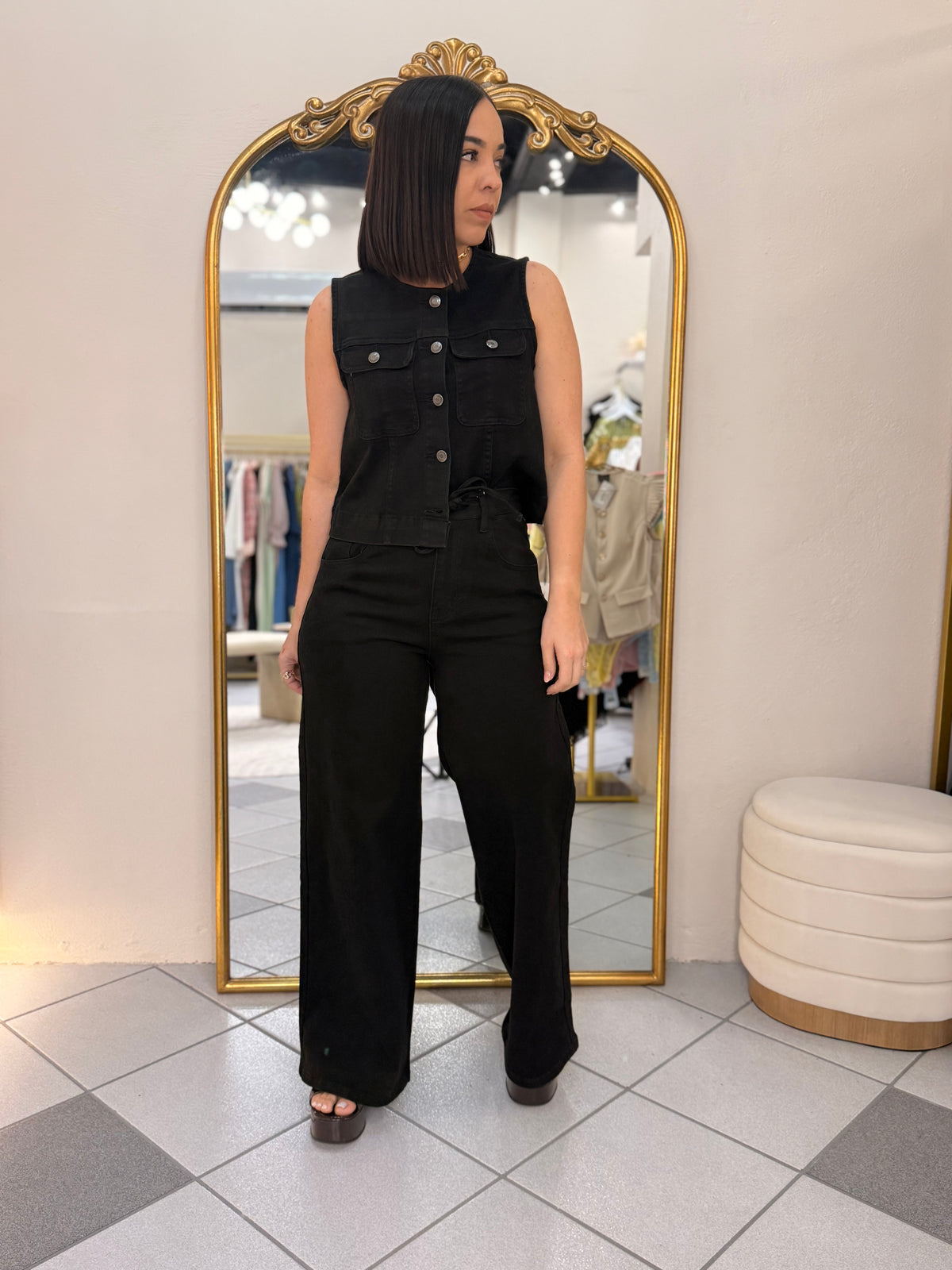 ANI SET BLACK