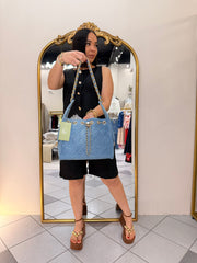 BLUSA NEGRA CON PERLAS