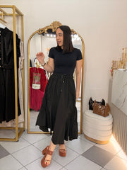 BLACK MIDI SKIRT