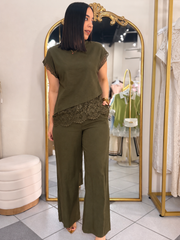 KELLY, SET GREEN  DETALLE LACES