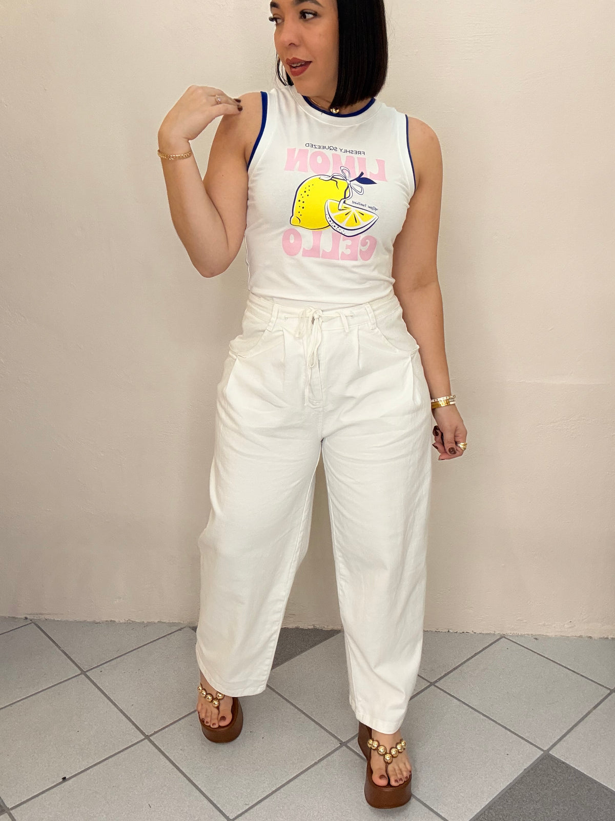 KAROLA WHITE BARREL PANT