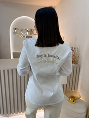 SOY LA FAVORITA DE DIOS " BLUSA MANGAS BLANCA
