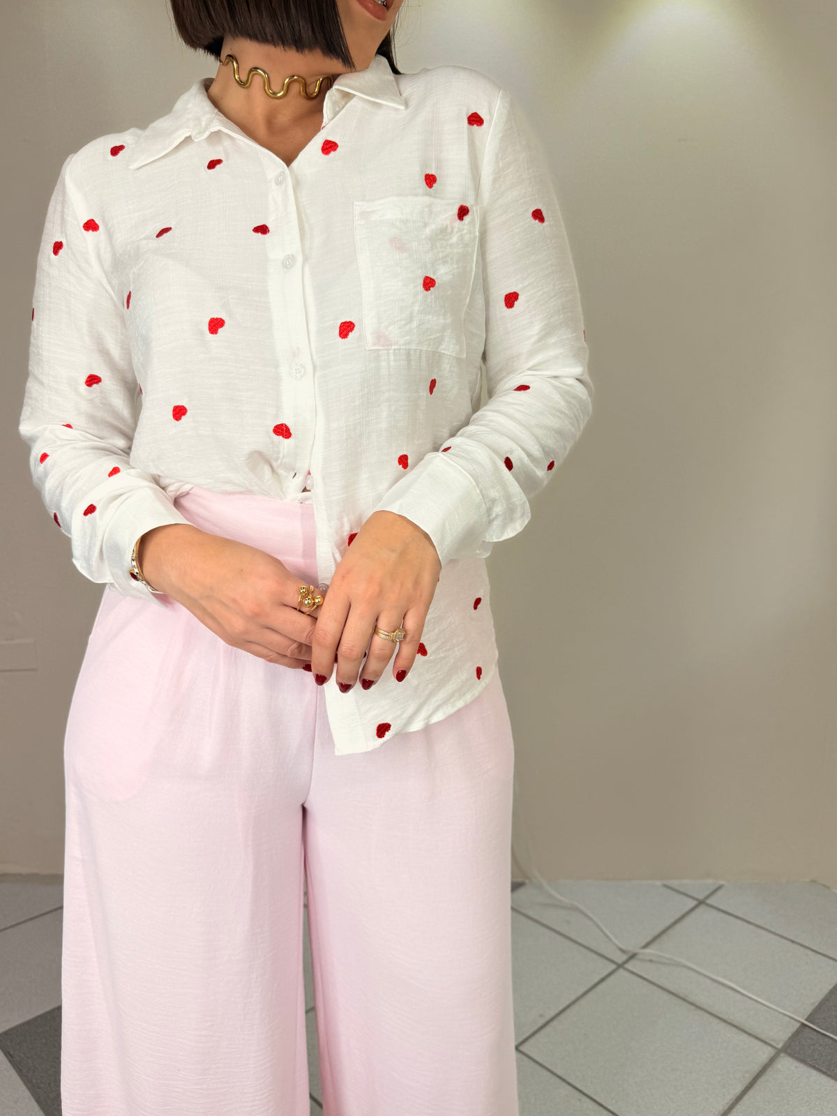 BLUSA WHITE CORAZON ROJO