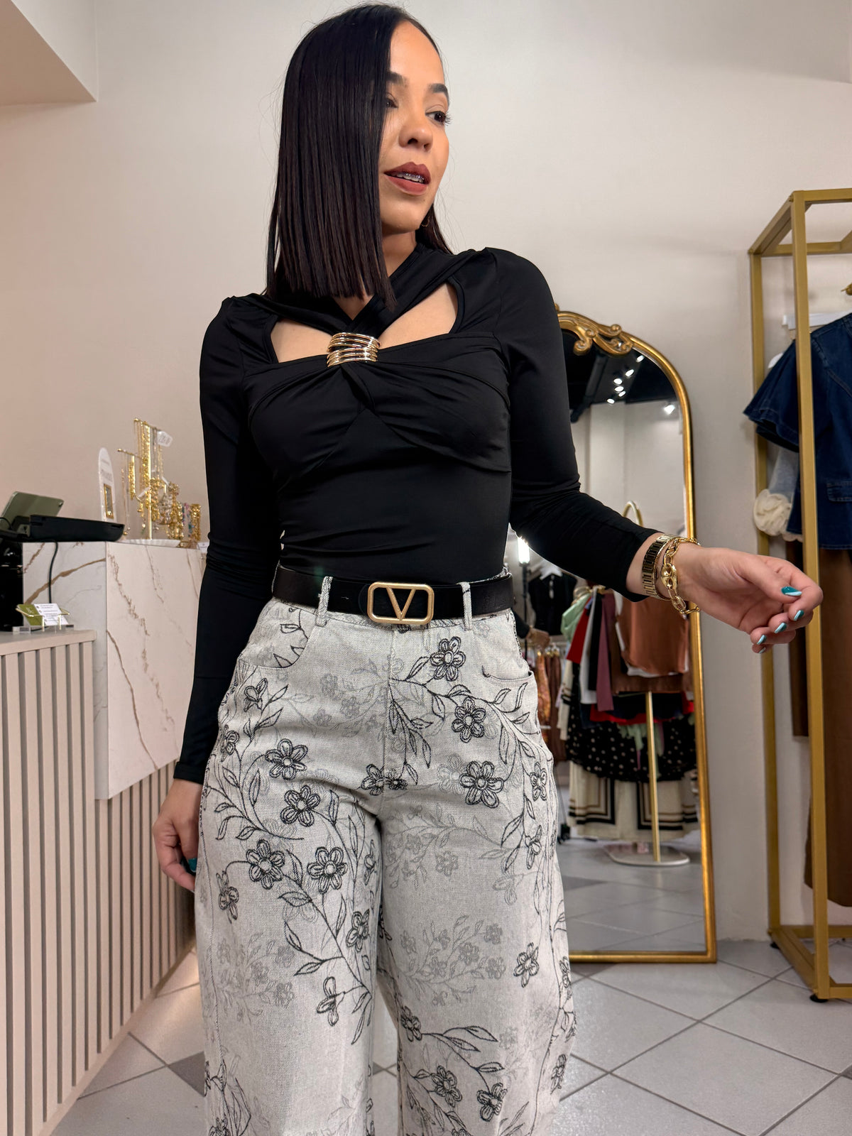 KARELIS” BLUSA BLACK