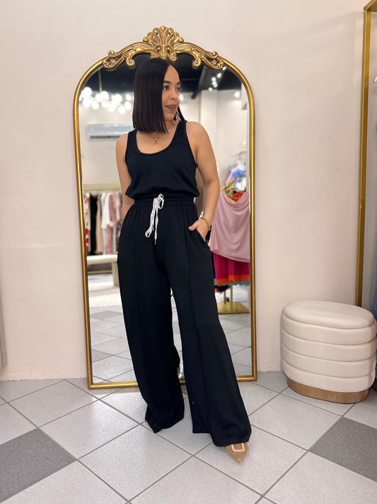 BLACK JUMPSUIT