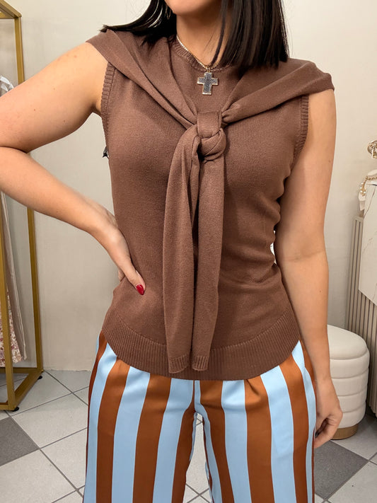 BROWN SWEATER TOP