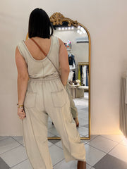 PRE ORDEN BEIGE JUMPSUIT LLEGA PARA 30 DE ABRIL APROX
