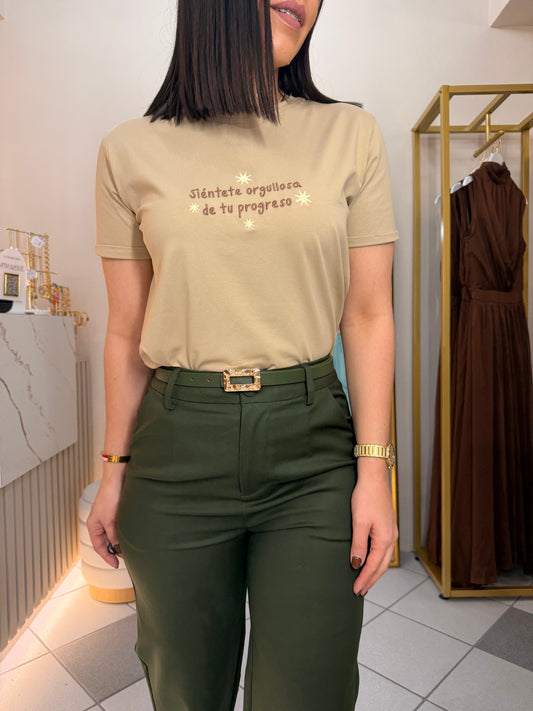 SIENTETE ORGULLOSA DE TU PROCESO" TSHIRT TAUPE