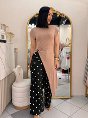 BLUSA CREMA ASIMÉTRICA