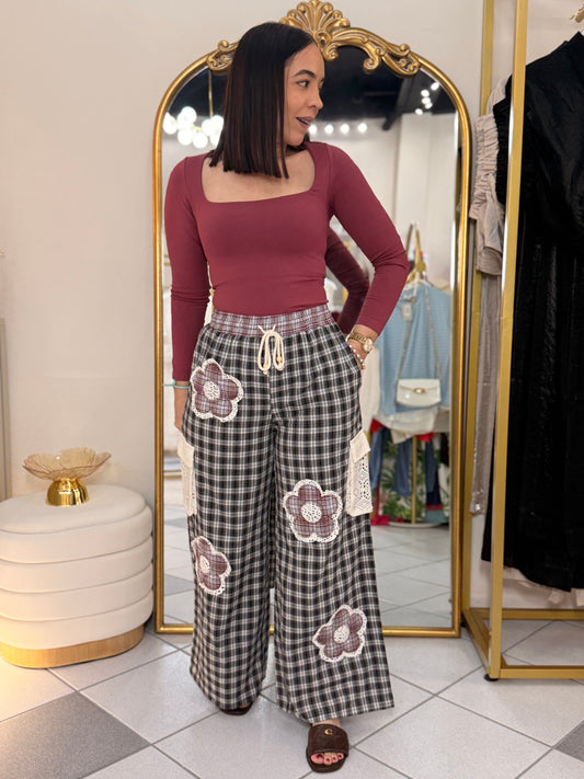 BLACK” PANTALÓN CUADROS