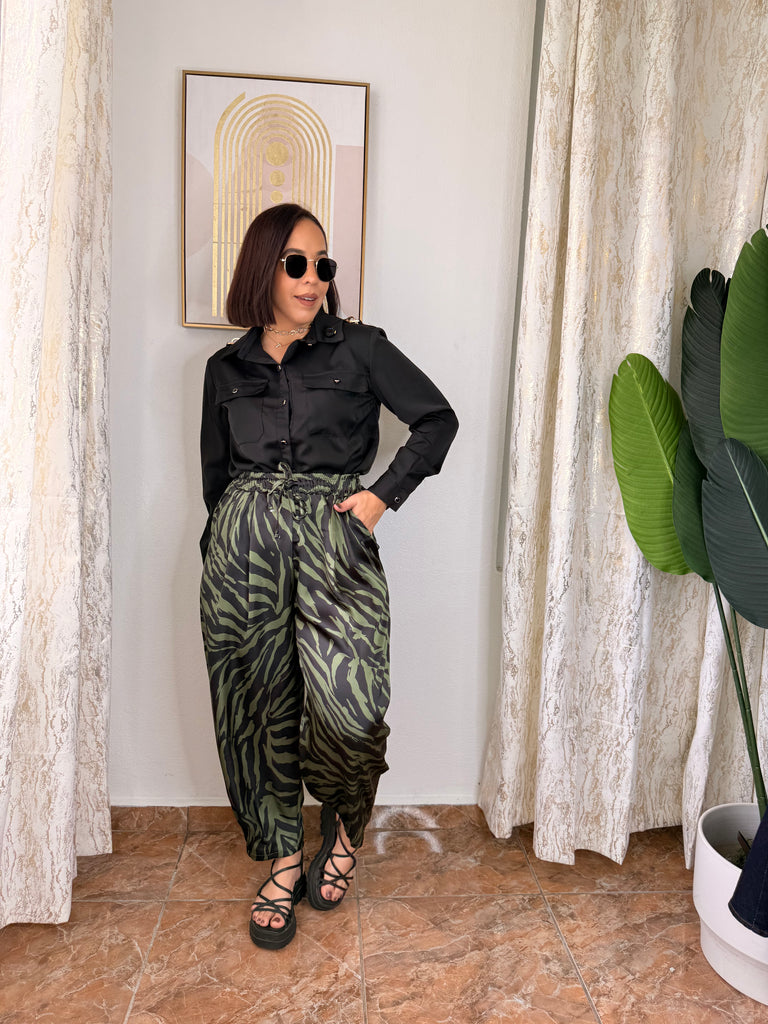 ZEBRA  GREEN PANT