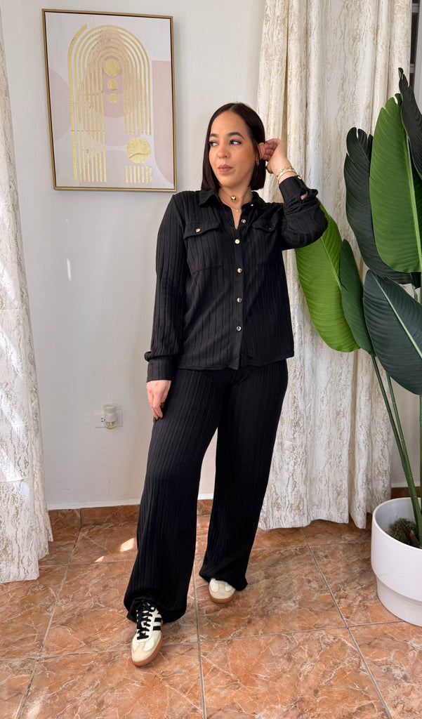 LOLA- BLACK  SET DOS PIEZAS