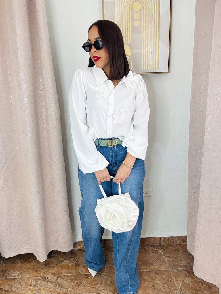 WHITE FLORY TOP