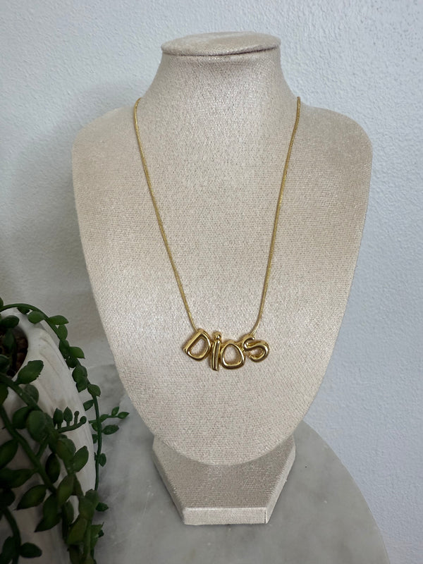 COLLAR DIOS