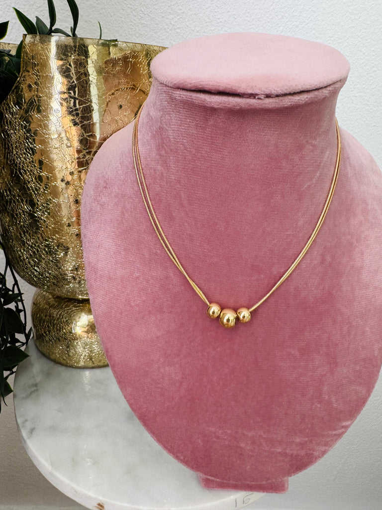 SIMPLE NECKLACE